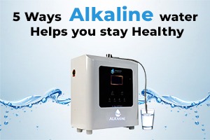 5 Ways Alkaline Water Helps You Stay Healthy